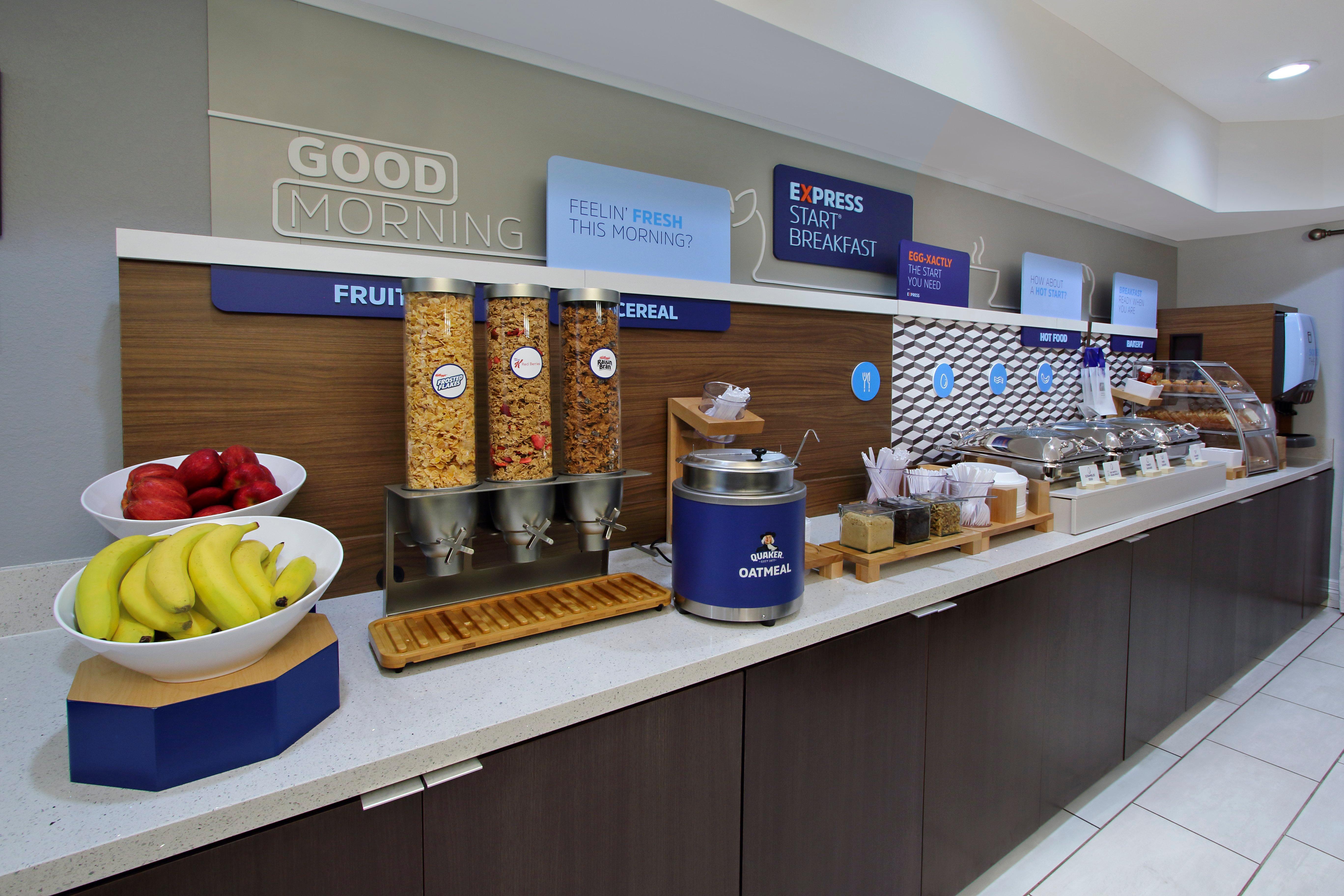 Holiday Inn Express And Suites Houston North - Iah Area By Ihg Ngoại thất bức ảnh