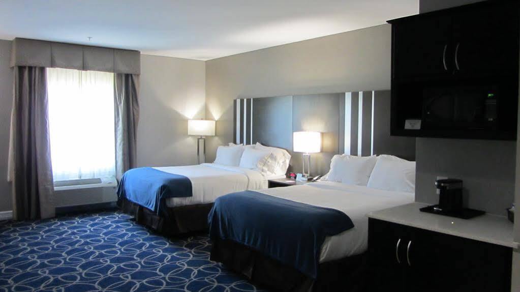 Holiday Inn Express And Suites Houston North - Iah Area By Ihg Ngoại thất bức ảnh